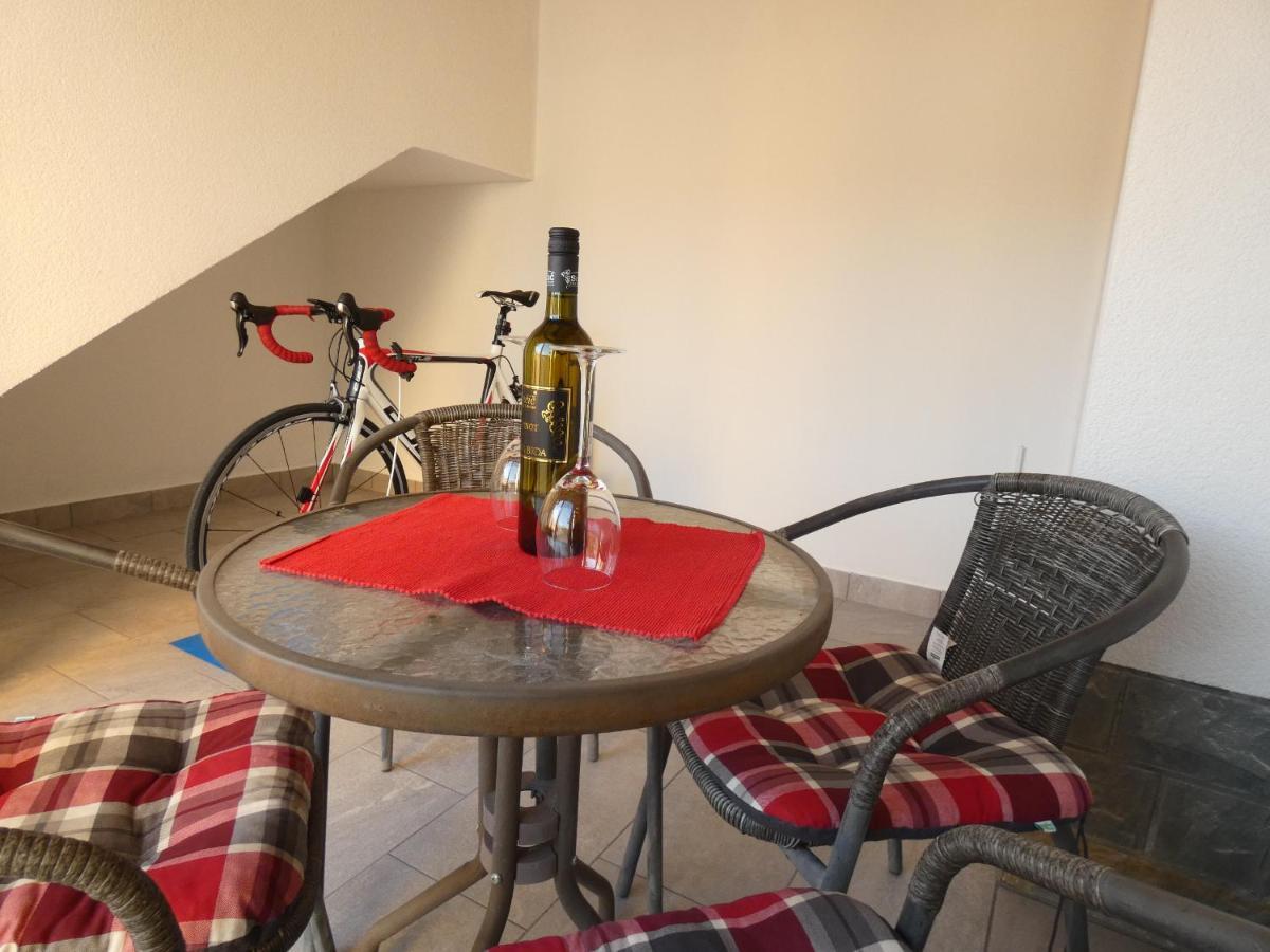 Apartment & Olive Oil Valuma Koper városi község Kültér fotó